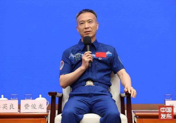 股票配资策略 两度飞天！费俊龙亮相国新办讲述航天员“感觉良好”背后底气